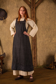 Vestido delantal vikingo modelo Alva Fishbone, negro