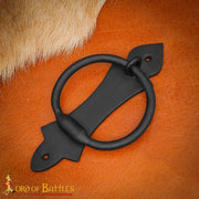 Aldaba medieval puerta forjada a mano