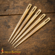Set 5 agujas de hueso talladas a mano (9 cm.)