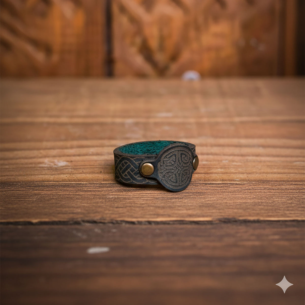 Anillo Celta Lugh en cuero - Verde