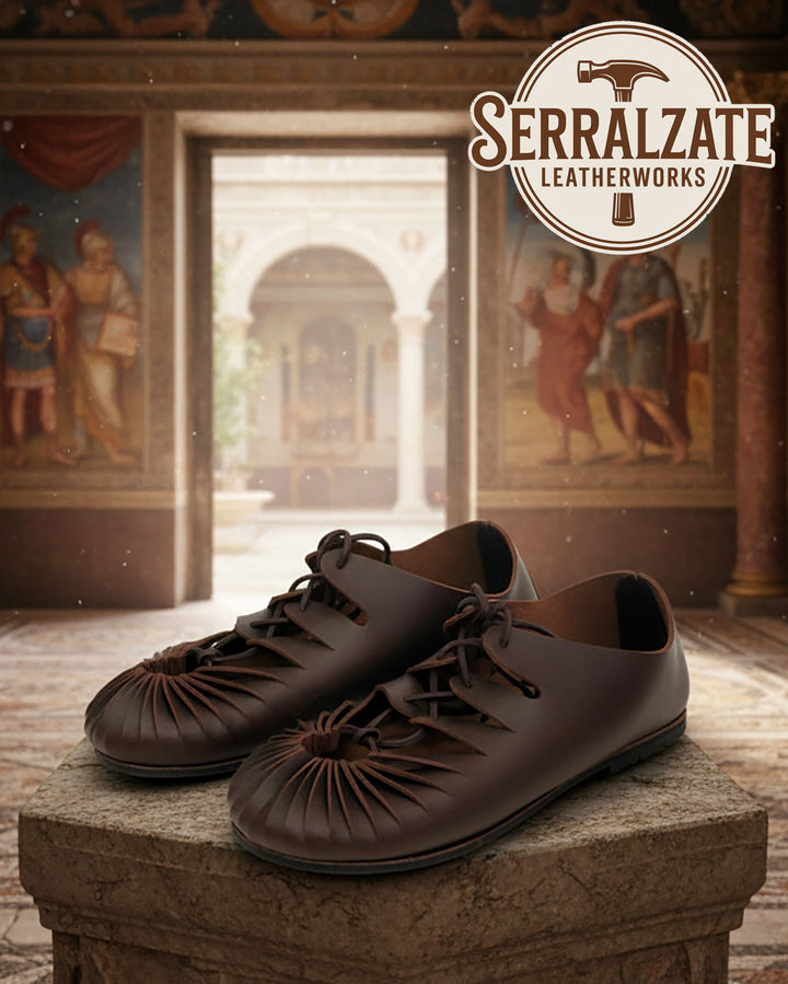 Sandalias cáligas romanas en marrón oscuro