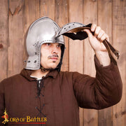 Bacinete medieval siglos XIV-XV con visera, calibre 14