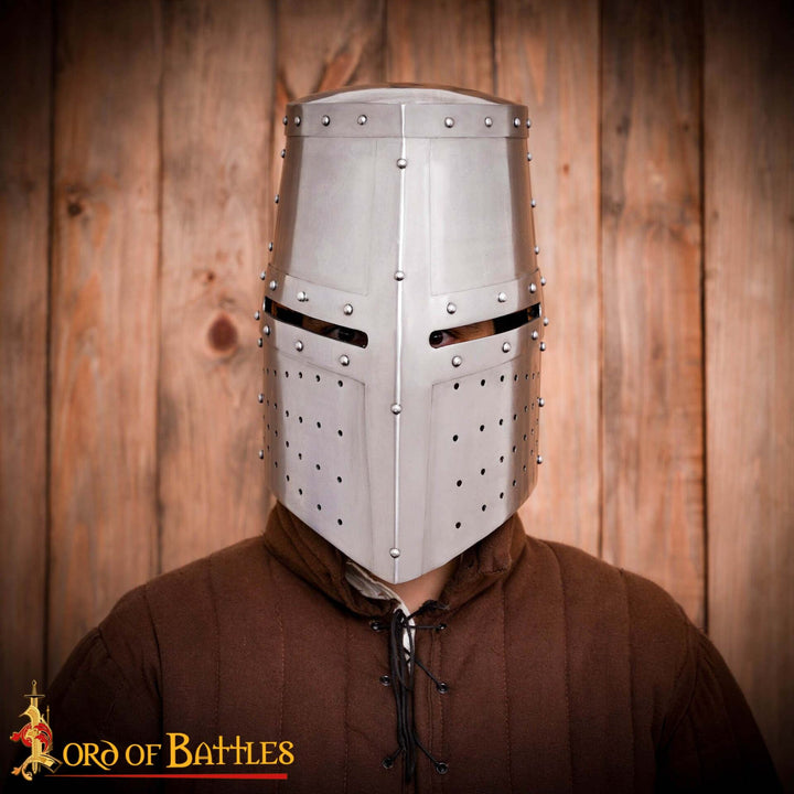 Gran Yelmo medieval de caballero siglos XIII-XIV, calibre 16
