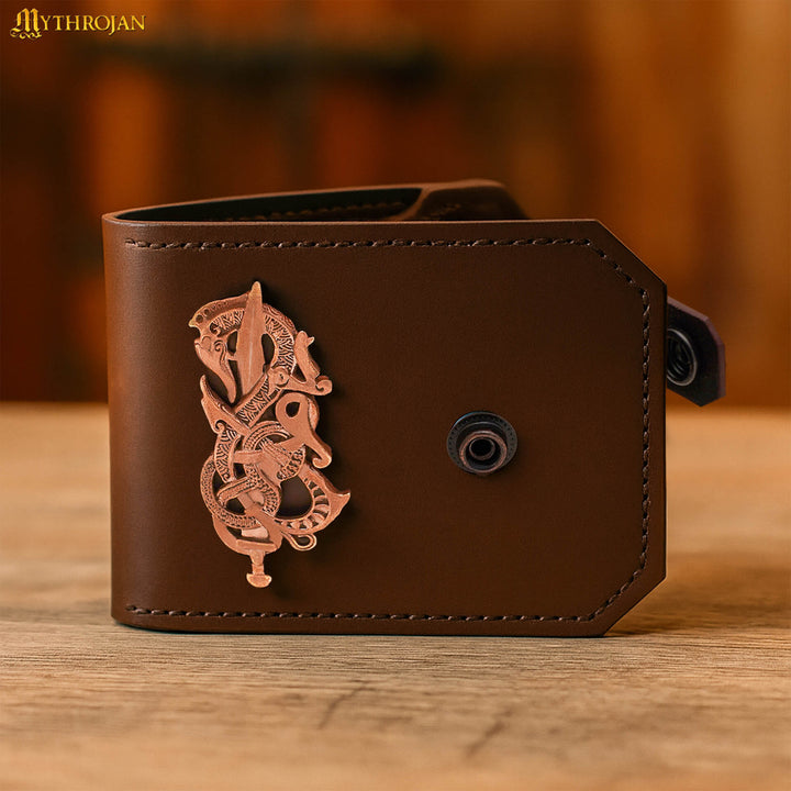 Cartera en cuero con decoración en bronce fundido