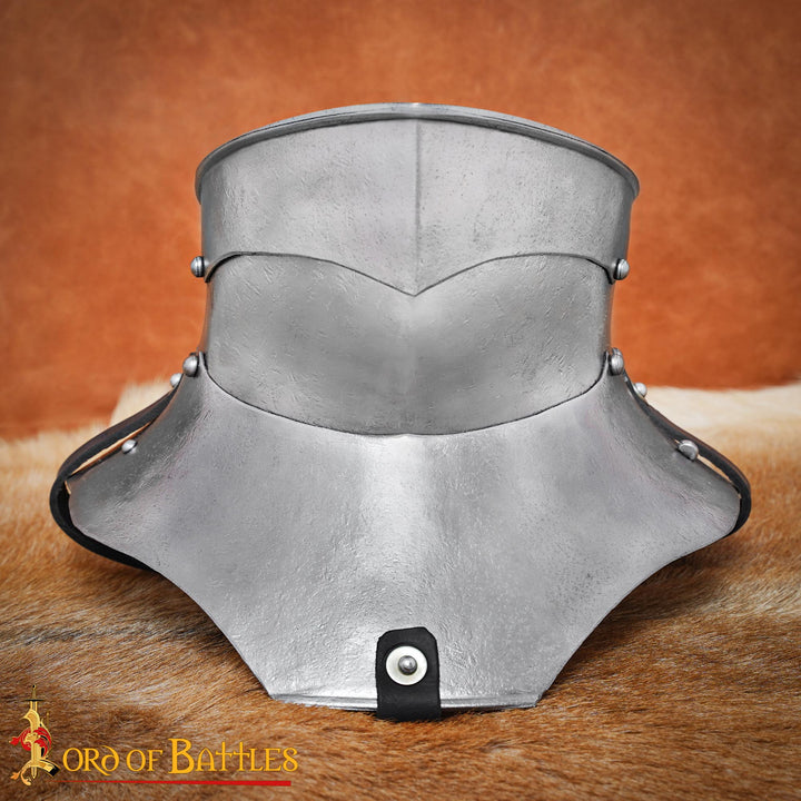 Gorjal medieval en acero con bevor movil (18 g.)