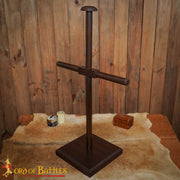 Soporte robusto y elegante para armadura medieval