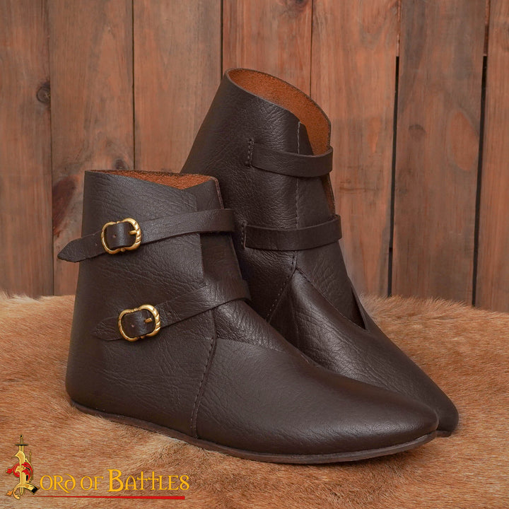 Botines medievales de cuero genuino con hebillas latón