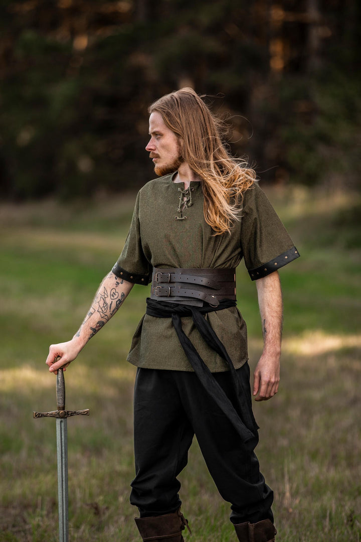 Camisa hombre medieval Hagen con detalles de cuero genuino