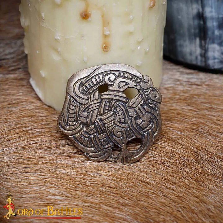 Decoración vikinga para cinturón en latón acabado antiguo