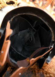 Casco Frigio acabado bronce