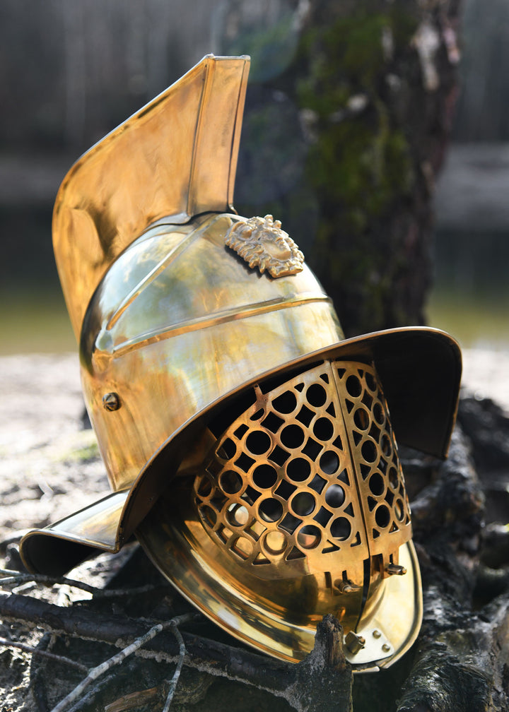 Casco de gladiador romano