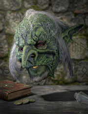 Máscara Goblin Overlord con pelo