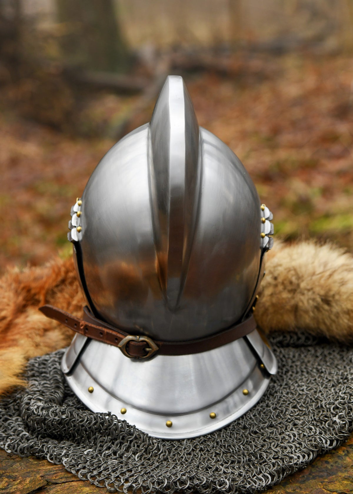 Casco Burgonet, siglo XVI