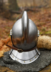 Casco Burgonet, siglo XVI