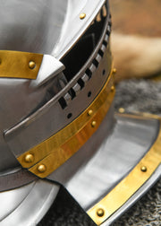 Casco Burgonet, siglo XVI