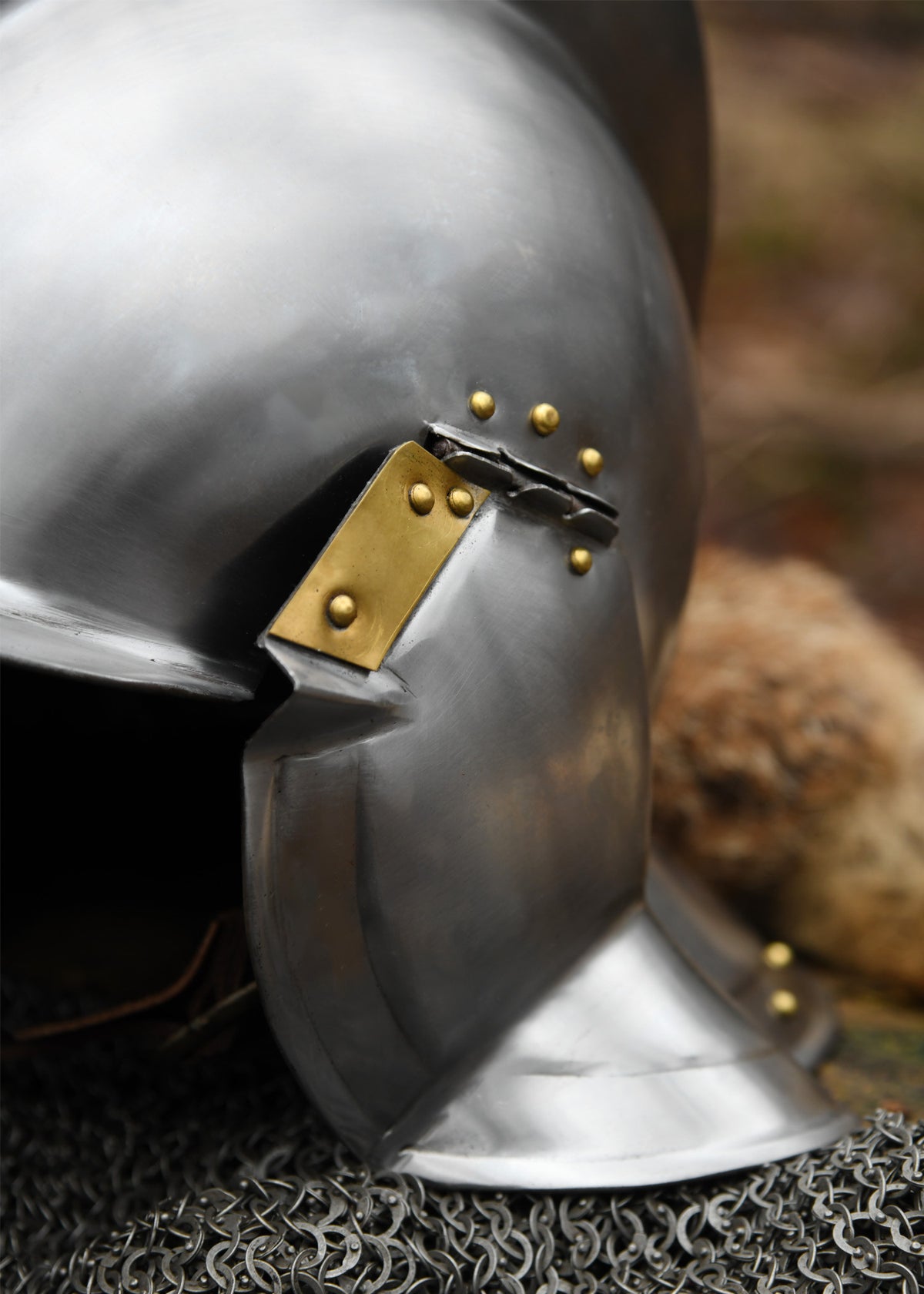 Casco Burgonet, siglo XVI