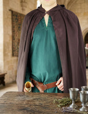 Capa medieval marrón oscuro larga