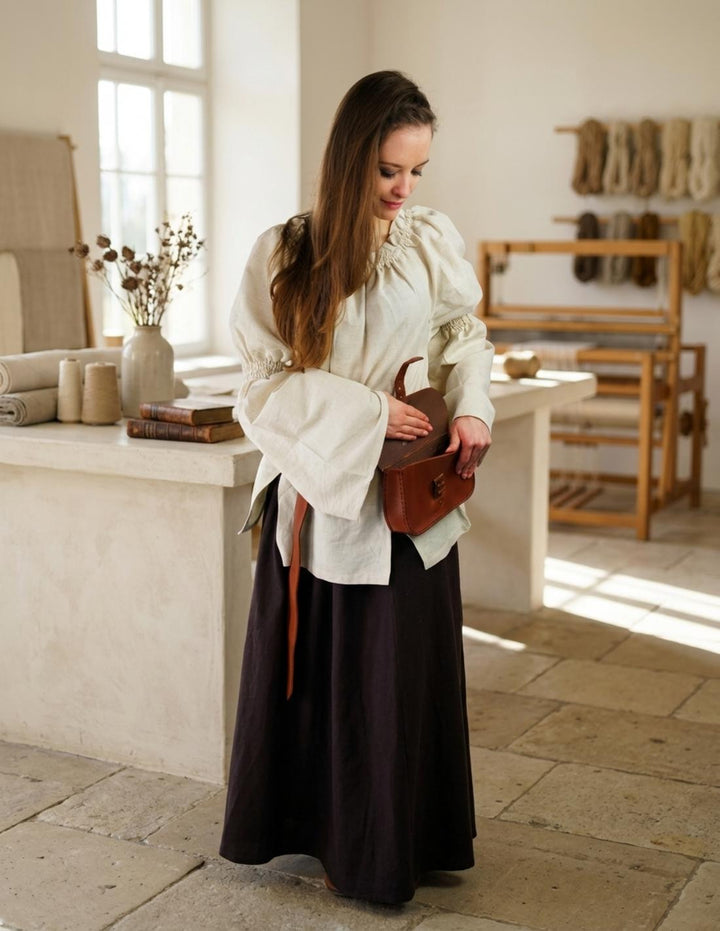 Blusa medieval clásica, crema