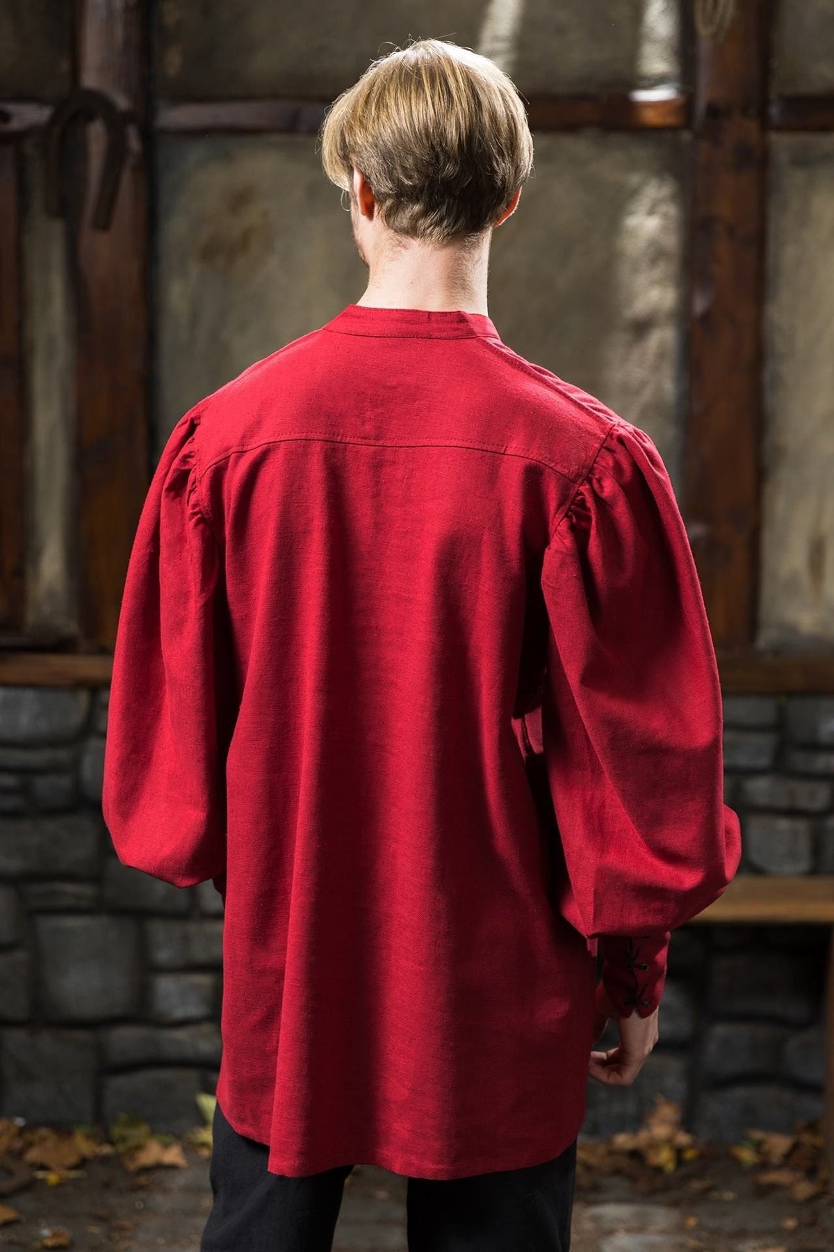 Camisa medieval tipo B en rojo Warhammer Armoury Imperial