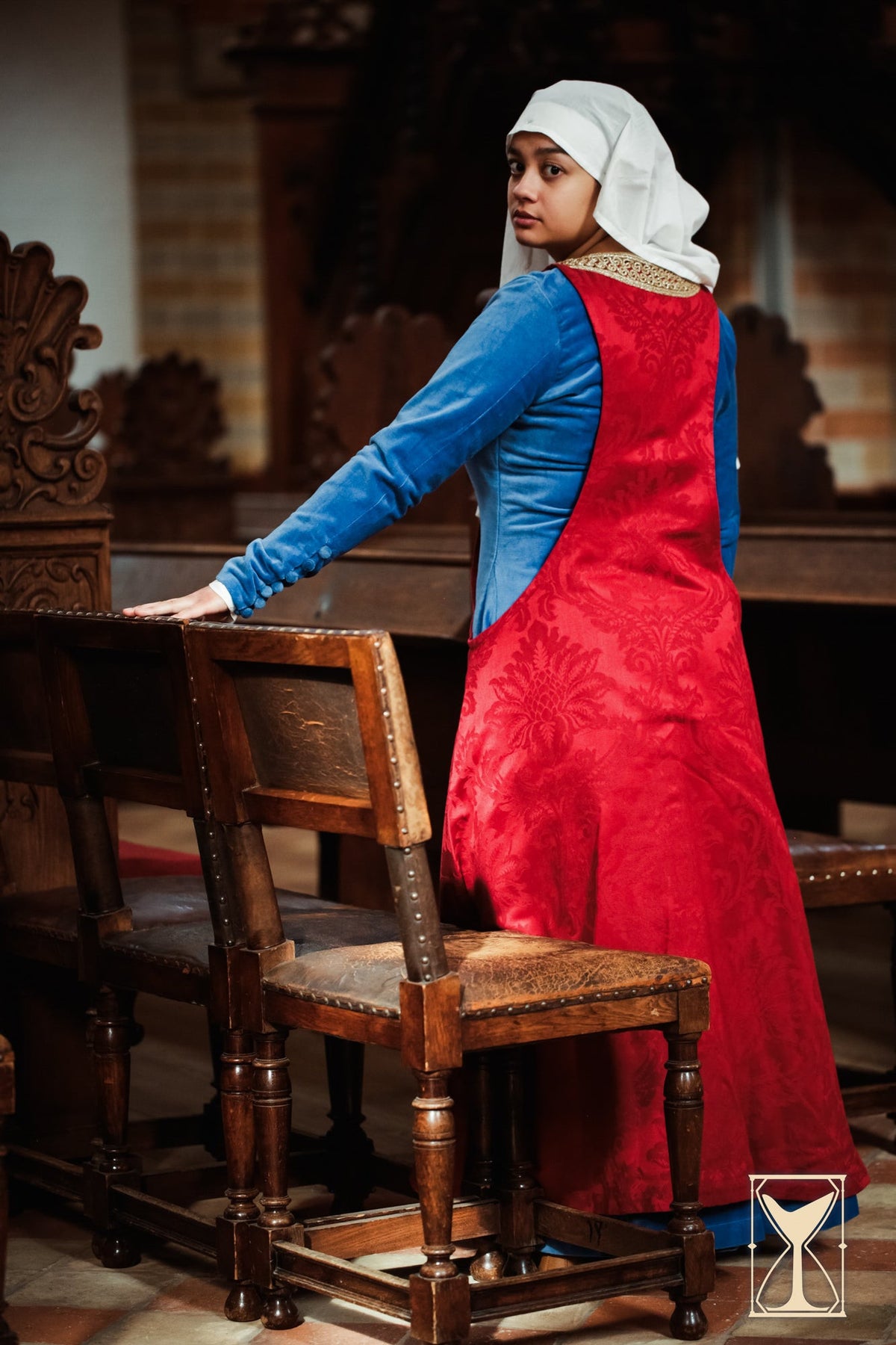 Pellote Medieval Sobrevesta de Brocado Noble, rojo