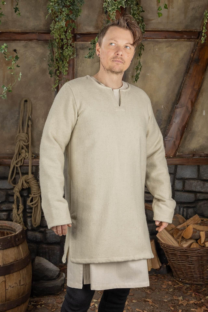 Túnica medieval en lana modelo Lodin, color natural