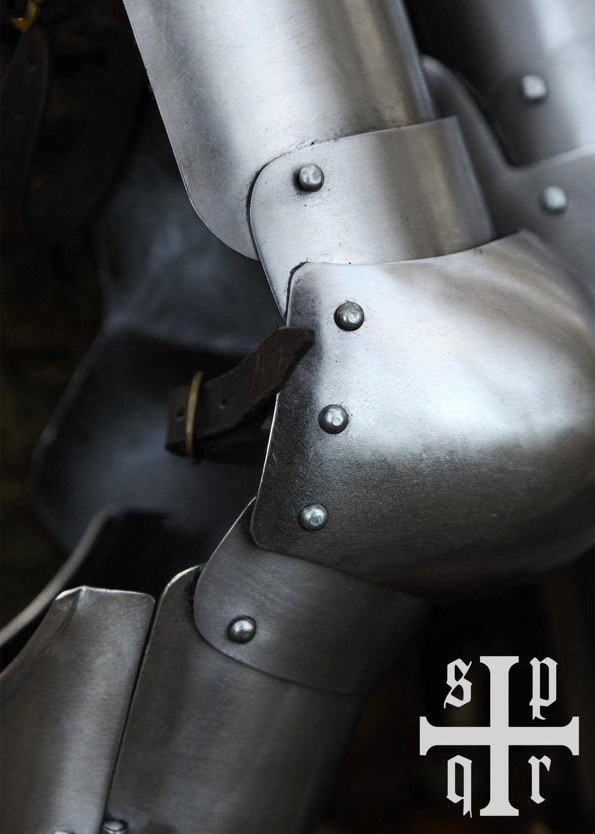Protectores medievales con coderas, S. XIV