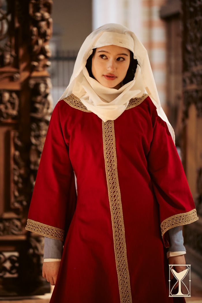 Sobretúnica medieval Lino rojo modelo Matilde