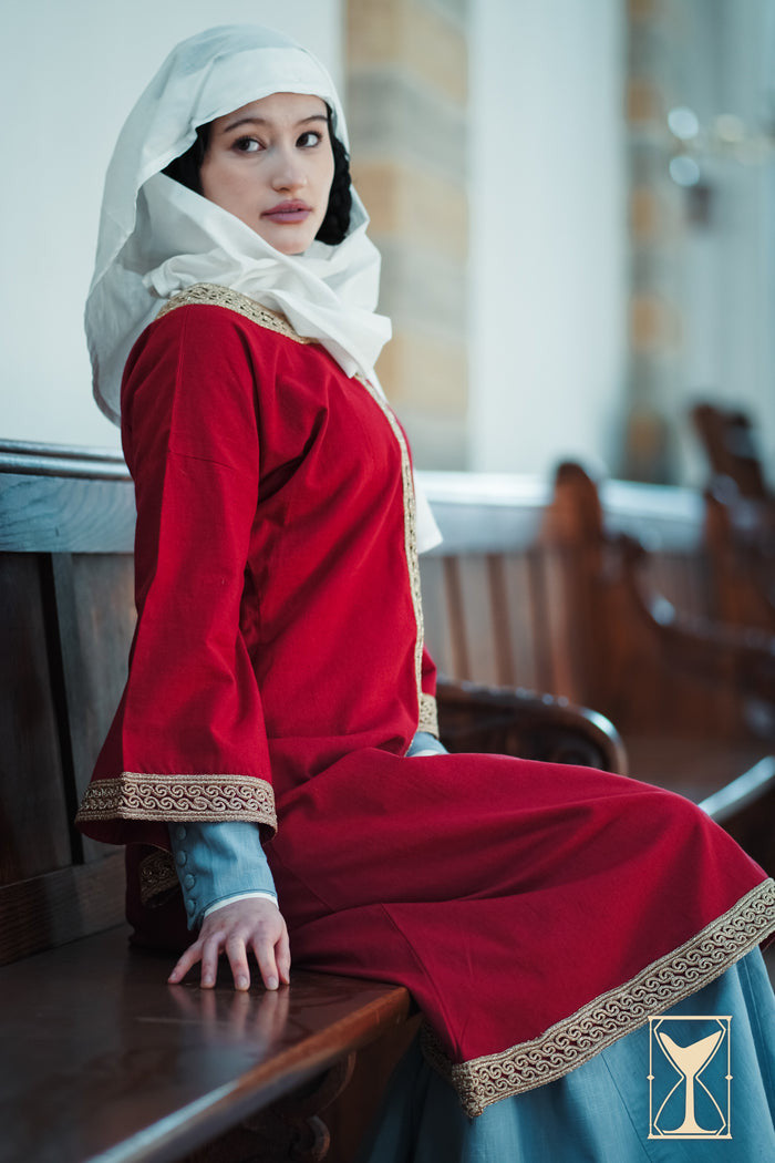 Sobretúnica medieval Lino rojo modelo Matilde