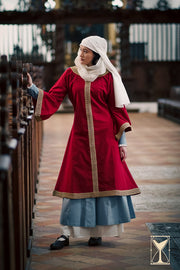 Sobretúnica medieval Lino rojo modelo Matilde