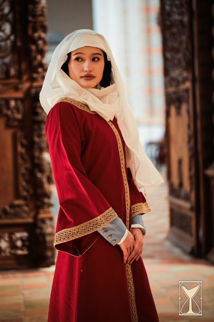 Sobretúnica medieval Lino rojo modelo Matilde