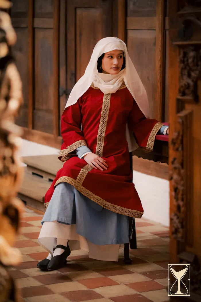 Sobretúnica medieval Lino rojo modelo Matilde