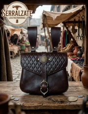 Bolso de Cintura Medieval en Cuero marrón con Relieve de Diamante