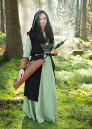 Chaleco medieval con capucha modelo Lorun, color negro