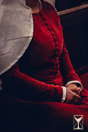 Vestido de Noble Medieval tercopelo rojo modelo Colette
