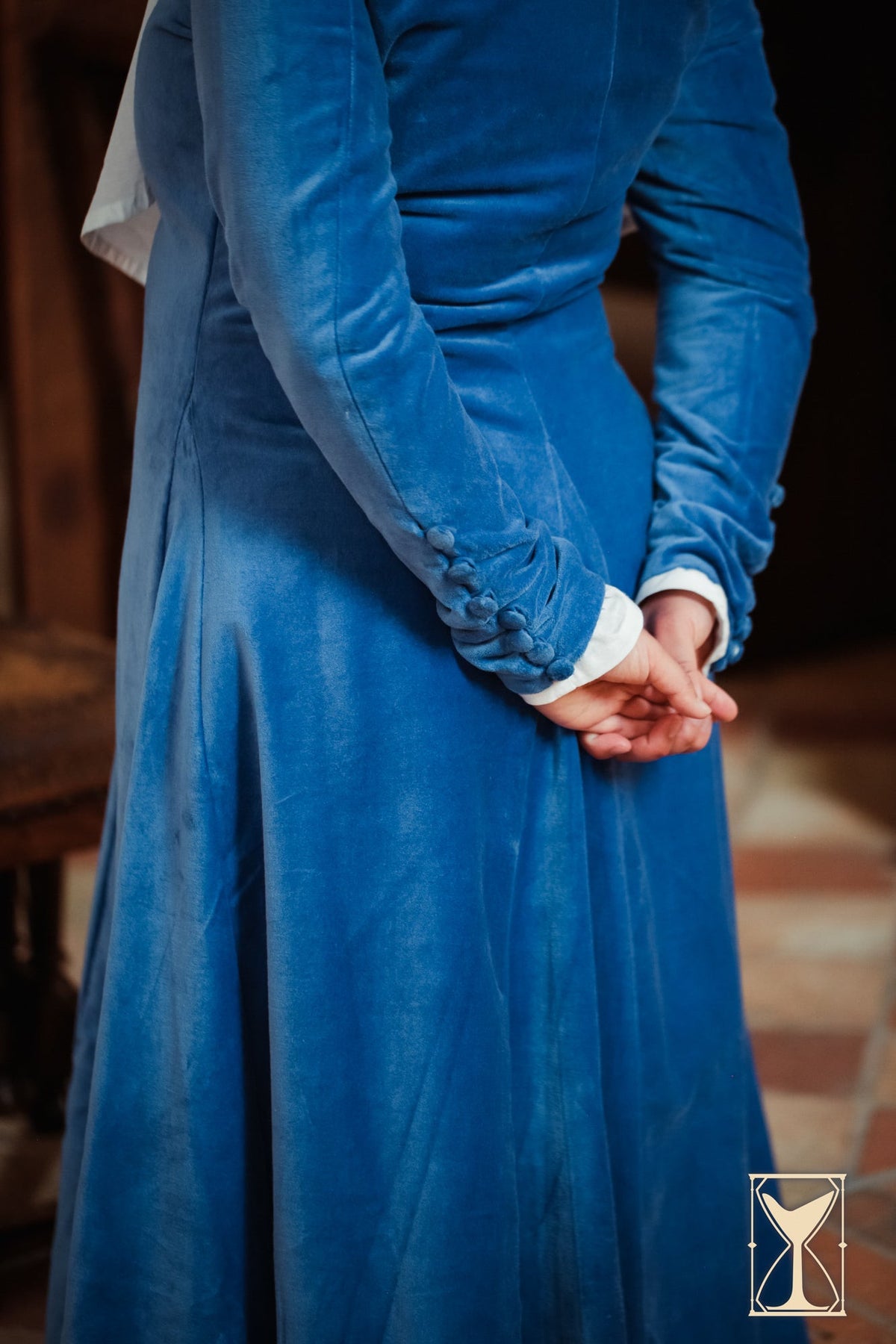 Vestido de Noble Medieval tercopelo azul modelo Colette