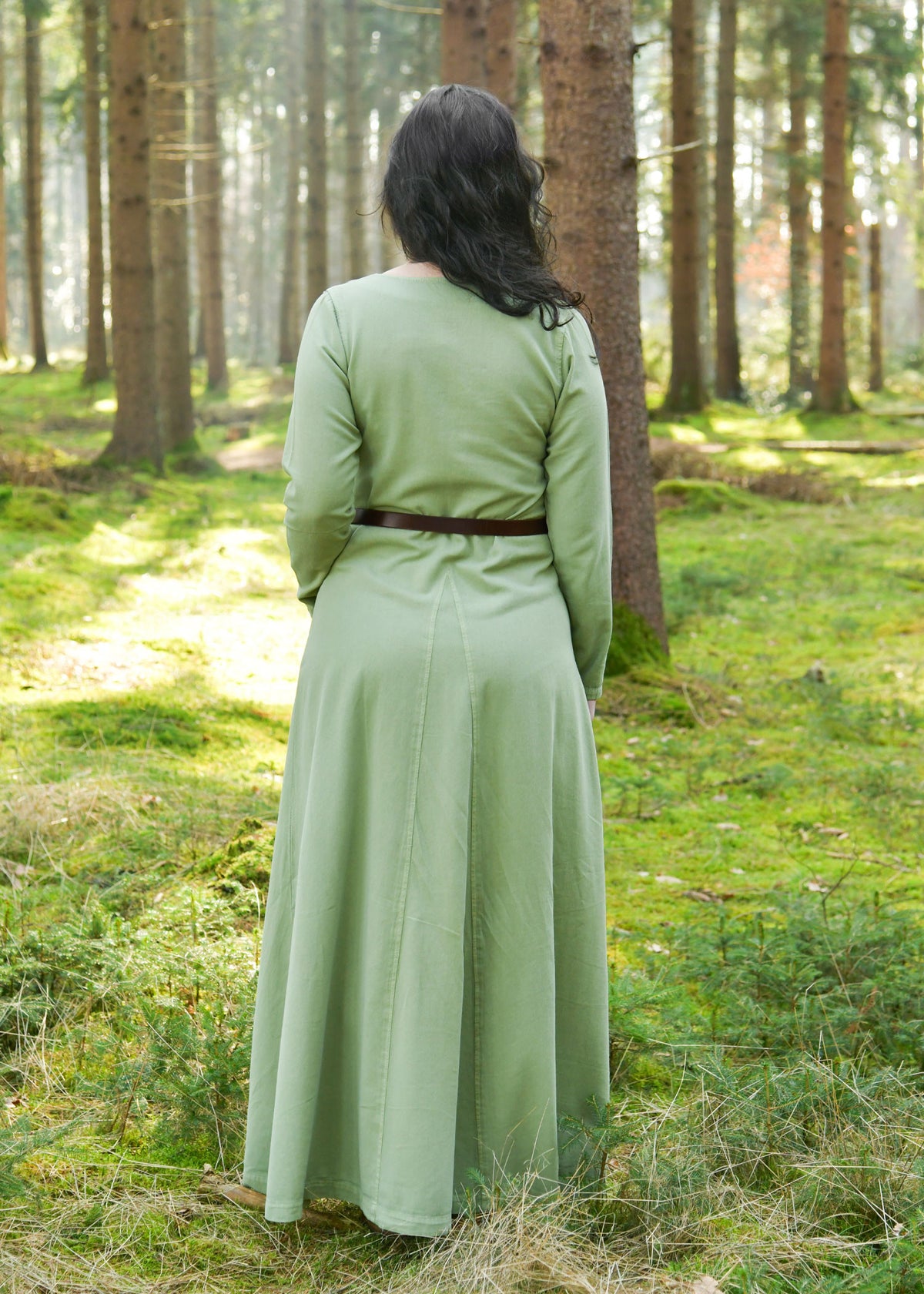 Vestido medieval en algodón modelo Tyra, color verde