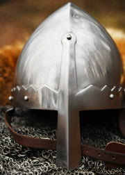 Casco Normando con nasal, S. XI