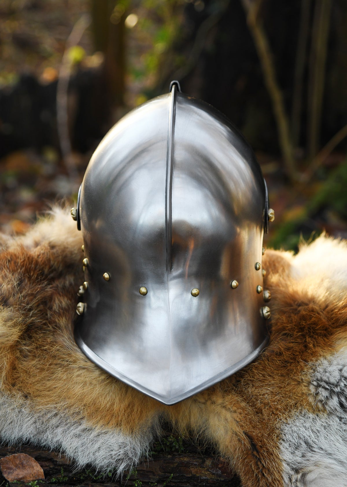 Casco Sallet Alemán en acero pulido, siglo XV