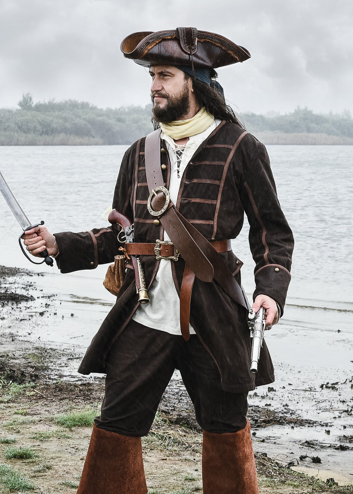 Chaqueta Pirata Barbanegra marrón