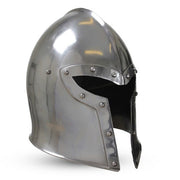Barbuta medieval