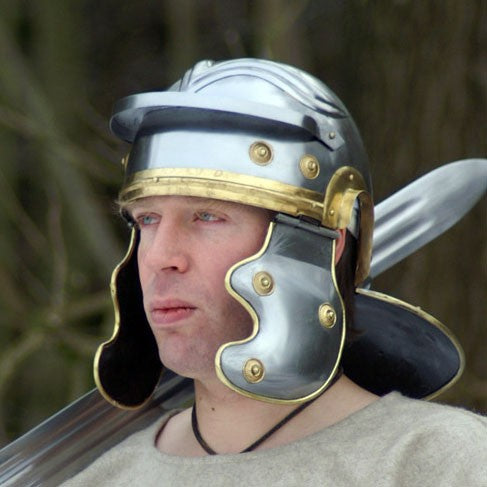Casco imperial romano
