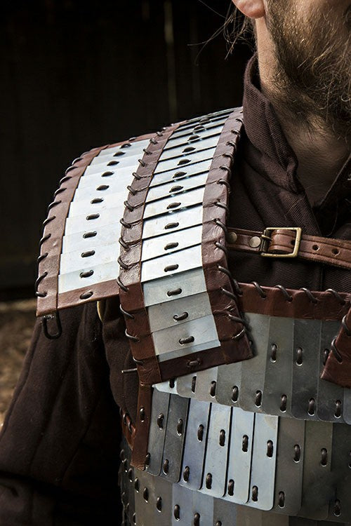 Armadura vikinga ajustable