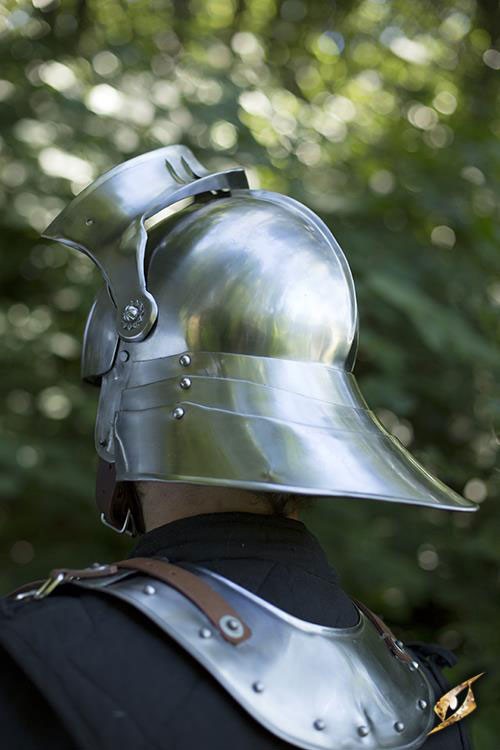 Casco Sallet con visera