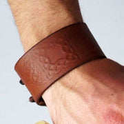 Pulsera Nudos Celtas en Cuero, ajustable (1 unidad)