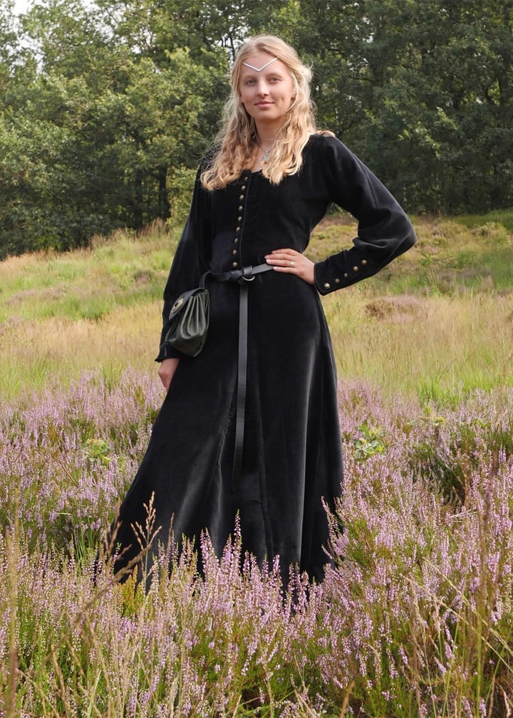 Vestido medieval Isabel, Terciopelo negro