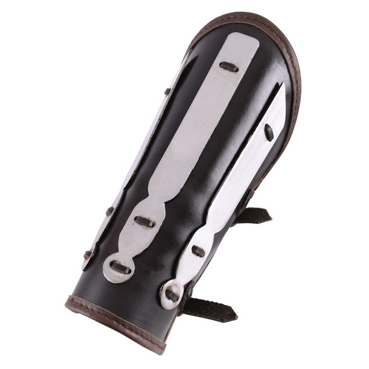 Brazalete de cuero reforzado con metal