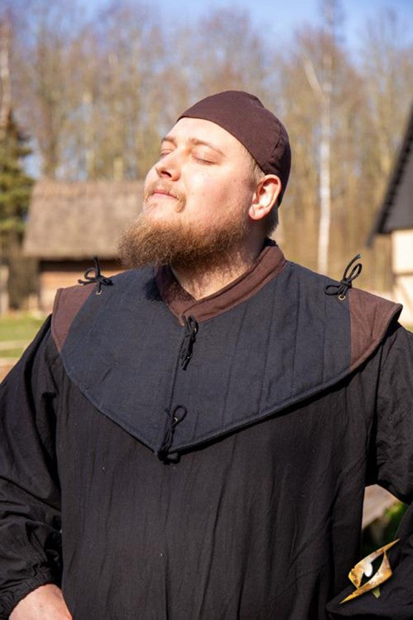 Gorjal medieval acolchado, negro-marrón