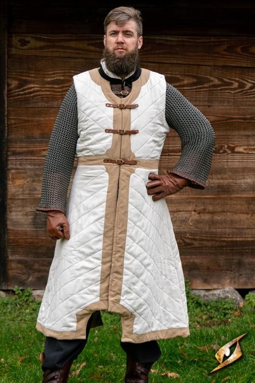 Gambesón acolchado Dastán en blanco-beige