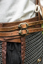 Falda medieval de cota de malla