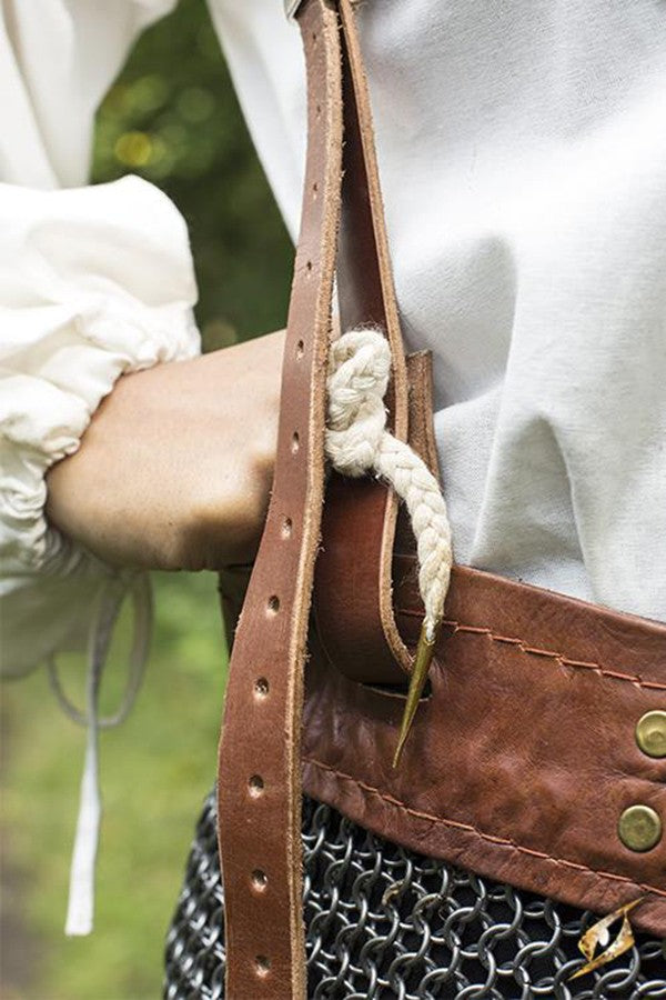 Falda medieval de cota de malla